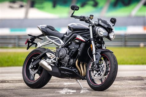 Triumph Street Triple 2024 Price Philippines, Specs & April Promos.